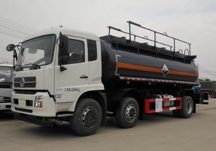 潤知星牌SCS5254GFWDFH型東風(fēng)天錦小三軸腐蝕性物品罐式運(yùn)輸車 潤知星牌SCS5254GFWDFH型東風(fēng)天錦小三軸腐蝕性物品罐式運(yùn)輸車
